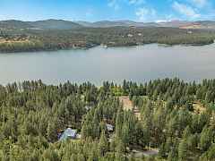 Lake views from the porches and just minutes from boat launch